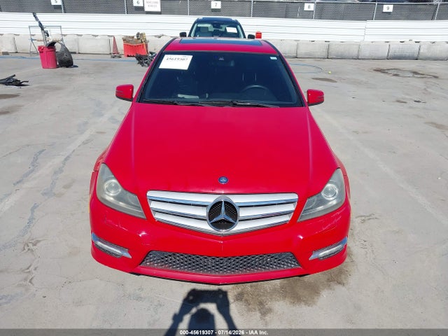 Продаж на аукціоні авто 2012 Mercedes-benz C 250 Luxury/sport, vin: WDDGF4HB9CA618836, номер лоту: 45619307