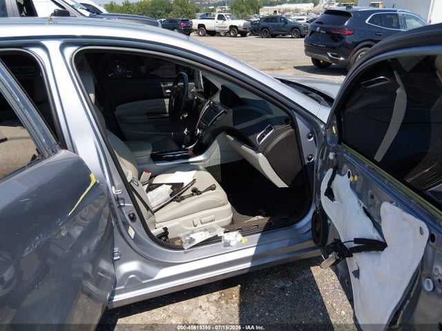 19UUB1F35FA029002 Acura TLX