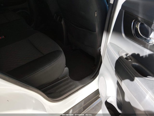 Nissan ROGUE SV 2018 KNMAT2MT6JP570492 Image 8