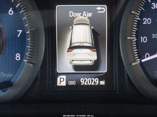 5TDYK3DC6GS721000 Toyota Sienna Xle 8 Passenger