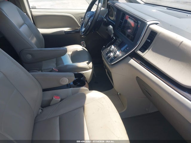 5TDYK3DC6GS721000 Toyota Sienna Xle 8 Passenger