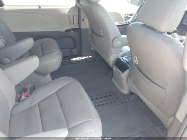 Продажа на аукционе авто 2016 Toyota Sienna Xle 8 Passenger, vin: 5TDYK3DC6GS721000, номер лота: 45619362