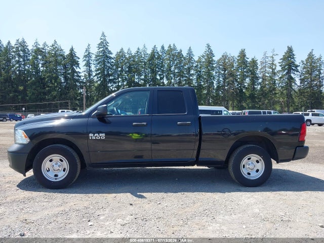 1C6RR6FG2JS322267 RAM 1500 Tradesman 4x2 6&#039;4 Box