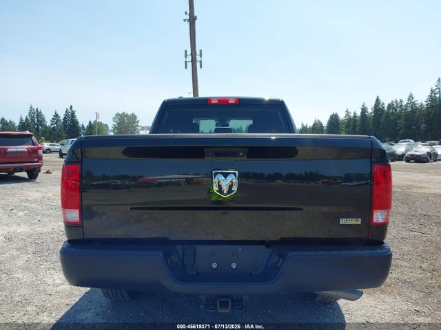 1C6RR6FG2JS322267 RAM 1500 Tradesman 4x2 6&#039;4 Box