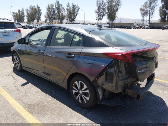 Toyota Prius Prime Plus 2018 JTDKARFP2J3097300 Image 3