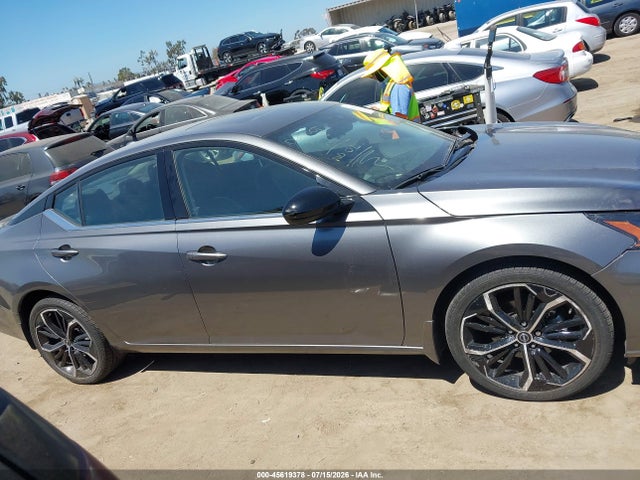 Продажа на аукционе авто 2023 Nissan Altima Sr Intelligent Awd, vin: 1N4BL4CW8PN379551, номер лота: 45619378