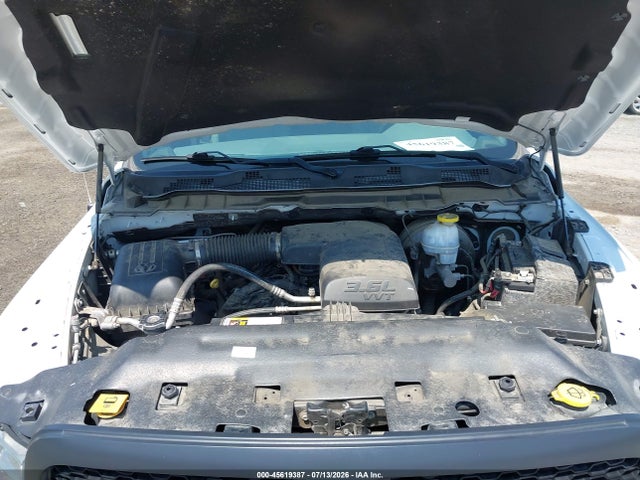 1C6RR6FG0JS322266 RAM 1500 Tradesman 4x2 6&#039;4 Box