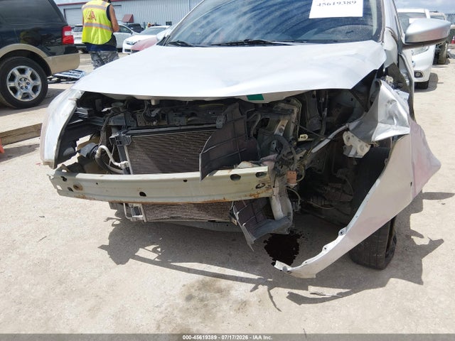 3N1CN7AP1KL859402 Nissan Versa 1.6 Sv