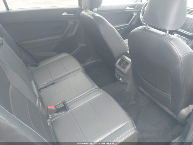 3VV2B7AX5KM158861 Volkswagen Tiguan 2.0t Se/2.0t Sel/2.0t Sel R-line/2.0t Sel R-line Black