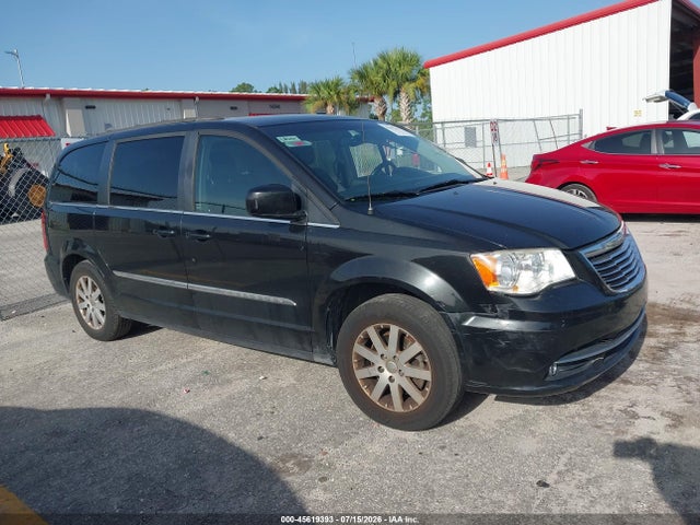Auction sale of the 2015 Chrysler Town & Country Touring, vin: 2C4RC1BG0FR706592, lot number: 45619393