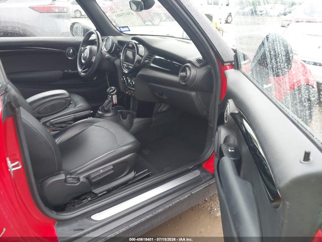 2019 Mini Convertible Cooper მანქანა იყიდება აუქციონზე, vin: WMWWG5C52K3F79715, აუქციონის ნომერი: 45619401