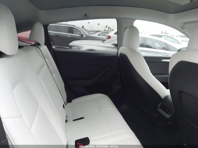 Продаж на аукціоні авто 2023 Tesla Model Y Awd/long Range Dual Motor All-wheel Drive, vin: 7SAYGAEE2PF646437, номер лоту: 45619402