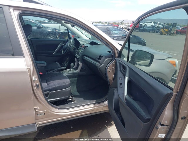 JF2SJAEC0EH525164 Subaru Forester 2.5i Premium