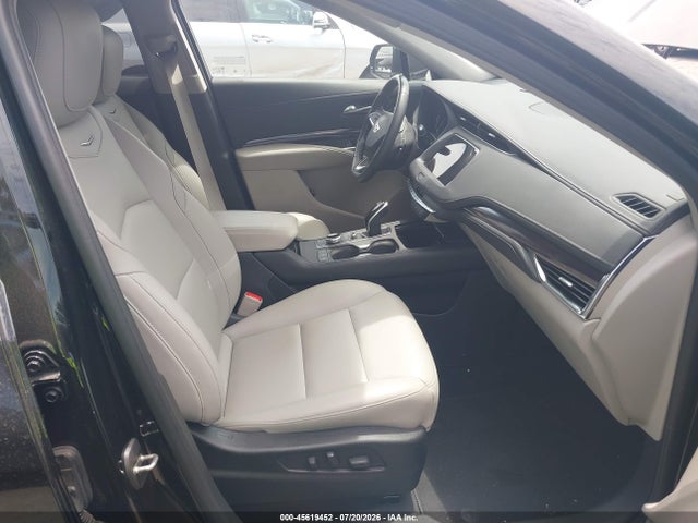 2021 Cadillac Xt4 Fwd Luxury მანქანა იყიდება აუქციონზე, vin: 1GYAZAR40MF074876, აუქციონის ნომერი: 45619452