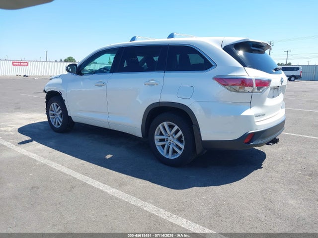 Toyota Highlander Le V6 2014 5TDBKRFH7ES011375 Image 3