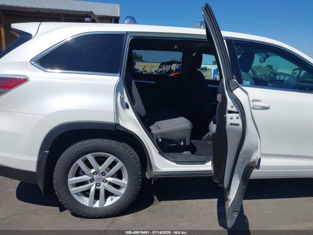 Toyota Highlander Le V6 2014 5TDBKRFH7ES011375 Image 8