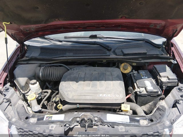 2C4RDGCG7JR134105 Dodge Grand Caravan Sxt