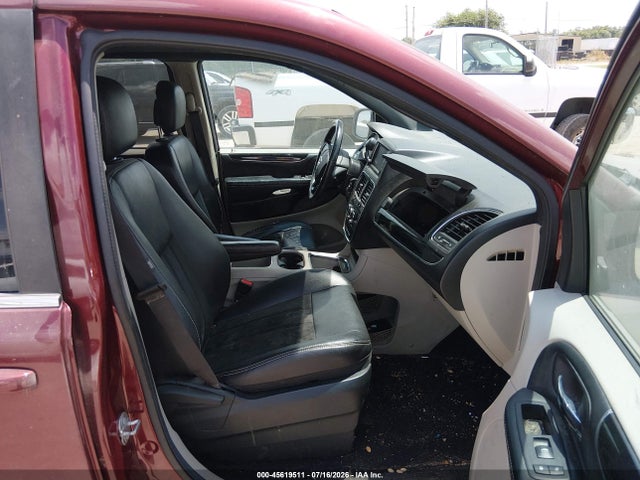2C4RDGCG7JR134105 Dodge Grand Caravan Sxt