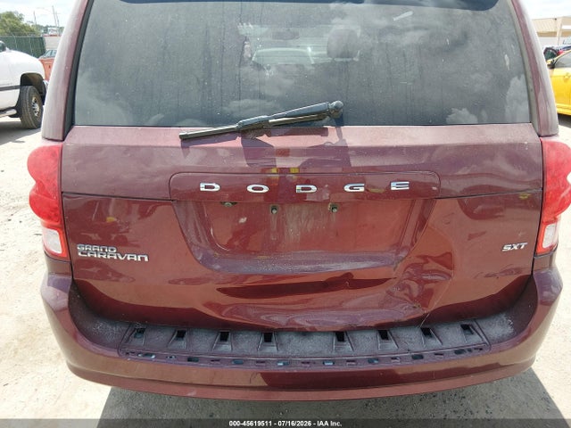 2C4RDGCG7JR134105 Dodge Grand Caravan Sxt