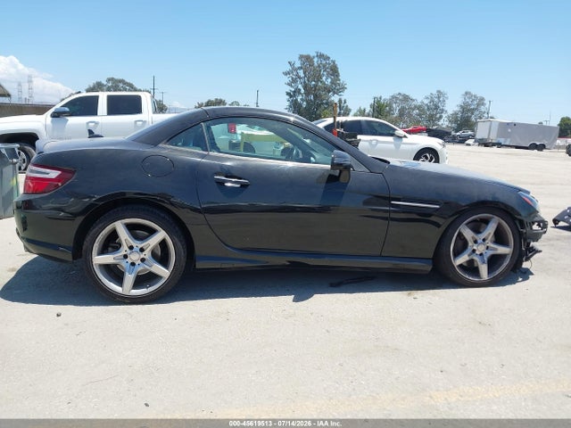 45619513 :رقم المزاد ، WDDPK3JA2GF124737 vin ، 2016 Mercedes-benz Slk 300 مزاد بيع