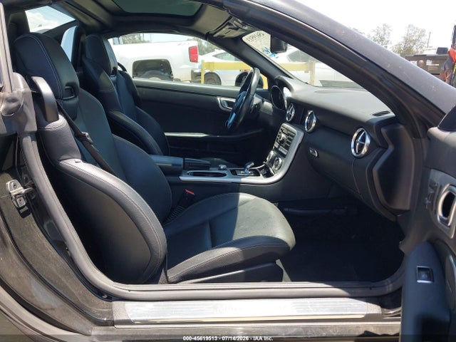 45619513 :رقم المزاد ، WDDPK3JA2GF124737 vin ، 2016 Mercedes-benz Slk 300 مزاد بيع