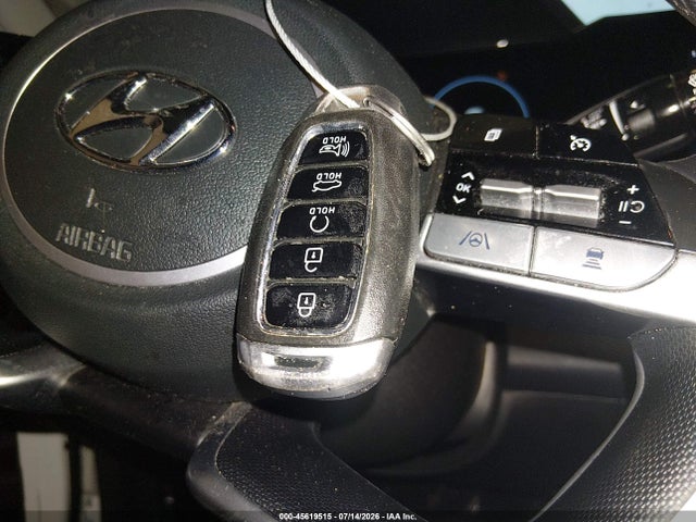 Продажа на аукционе авто 2021 Hyundai Elantra Limited, vin: 5NPLP4AG4MH027027, номер лота: 45619515