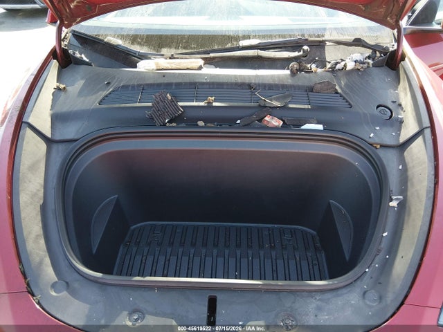 2024 Tesla Model Y Long Range Single Motor Rear-wheel Drive/rwd მანქანა იყიდება აუქციონზე, vin: 7SAYGDED8RF100897, აუქციონის ნომერი: 45619522