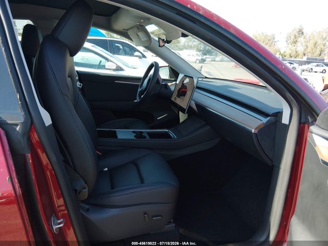 2024 Tesla Model Y Long Range Single Motor Rear-wheel Drive/rwd მანქანა იყიდება აუქციონზე, vin: 7SAYGDED8RF100897, აუქციონის ნომერი: 45619522