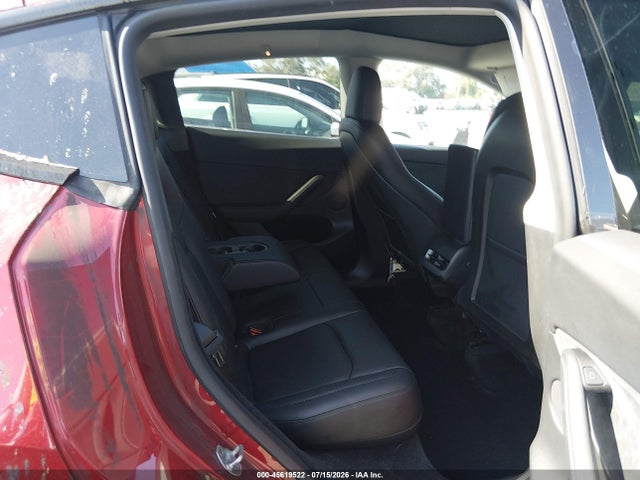 2024 Tesla Model Y Long Range Single Motor Rear-wheel Drive/rwd მანქანა იყიდება აუქციონზე, vin: 7SAYGDED8RF100897, აუქციონის ნომერი: 45619522