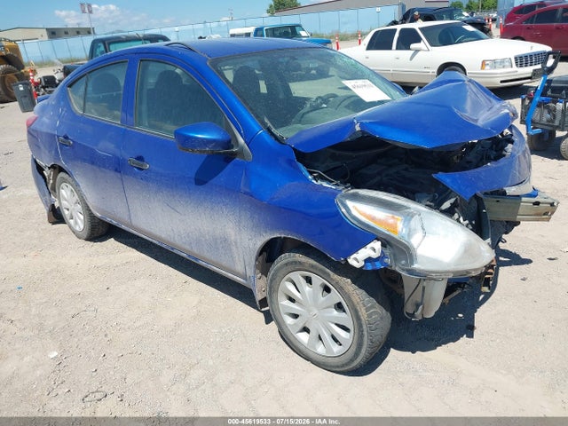 2017 Nissan Versa 1.6 S+ მანქანა იყიდება აუქციონზე, vin: 3N1CN7AP1HL832435, აუქციონის ნომერი: 45619533