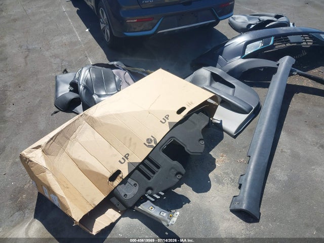 KNDCM3LD5J5204315 KIA Niro Plug-in Hybrid Lx