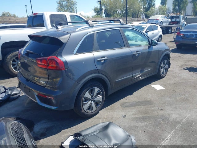 KNDCM3LD5J5204315 KIA Niro Plug-in Hybrid Lx