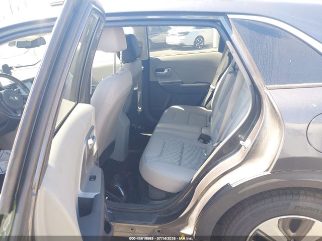 KNDCM3LD5J5204315 KIA Niro Plug-in Hybrid Lx