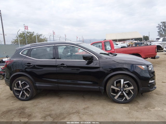 JN1BJ1CW0NW493472 Nissan Rogue Sport Sl Awd Xtronic Cvt