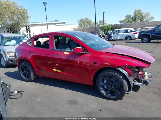 7SAYGDED7TF645111 Tesla Model Y Premium Rear-wheel Drive/rear-wheel Drive