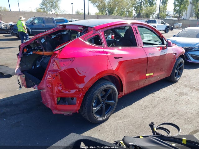 7SAYGDED7TF645111 Tesla Model Y Premium Rear-wheel Drive/rear-wheel Drive