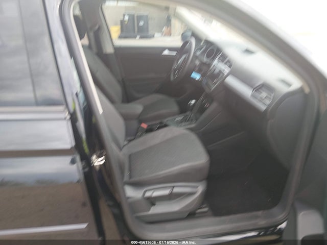 3VV1B7AX4MM076358 Volkswagen Tiguan 2.0t S