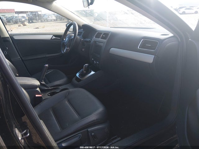 45619617 :رقم المزاد ، 3VWDP7AJXDM245109 vin ، 2013 Volkswagen Jetta 2.5l Se مزاد بيع