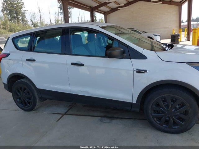 1FMCU0F75KUB38615 Ford ESCAPE S