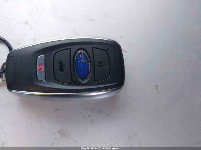 4S4GUHD66T3744636 Subaru Crosstrek Premium