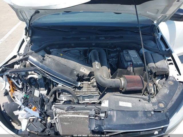 3VWDB7AJ9JM210815 Volkswagen Jetta 1.4t Se/1.4t Wolfsburg Edition