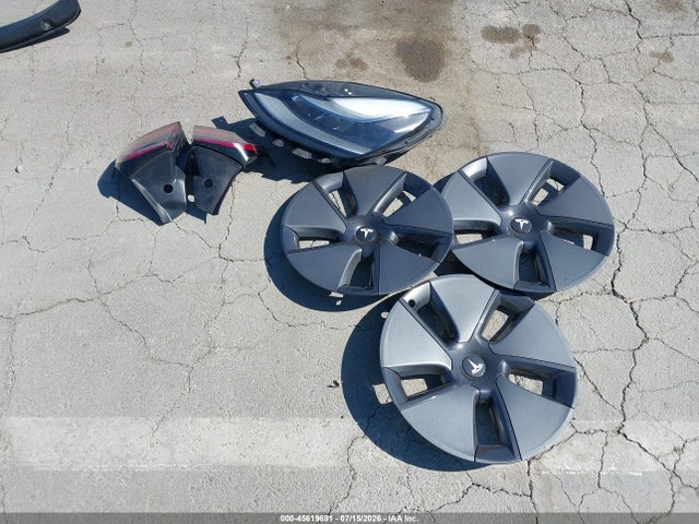 Tesla Model 3 Standard Range Plus Rear-wheel Drive 2021 5YJ3E1EA9MF013598 Image 12