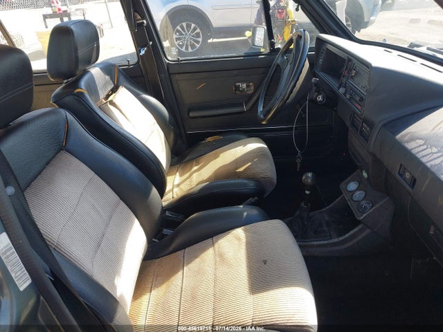 Продажа на аукционе авто 1984 Volkswagen Jetta Deluxe, vin: WVWGB0160EW133891, номер лота: 45619711