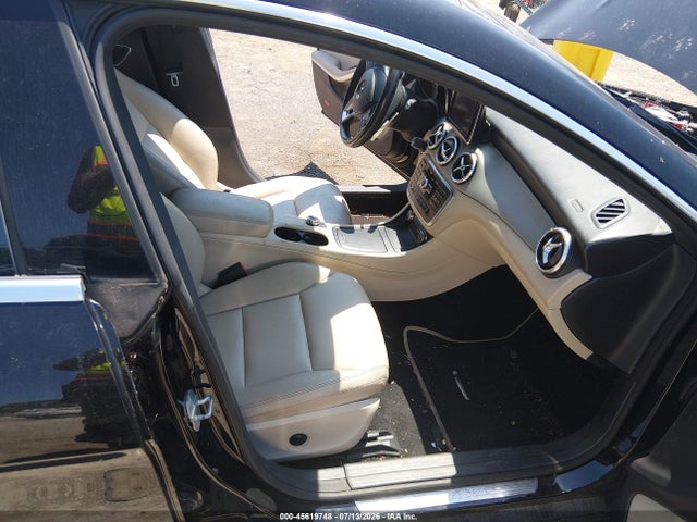 2014 Mercedes-benz Cla 250 მანქანა იყიდება აუქციონზე, vin: WDDSJ4EBXEN030680, აუქციონის ნომერი: 45619748