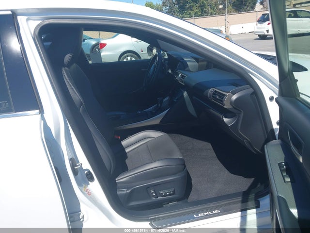 JTHBA1D25J5062018 Lexus IS 300