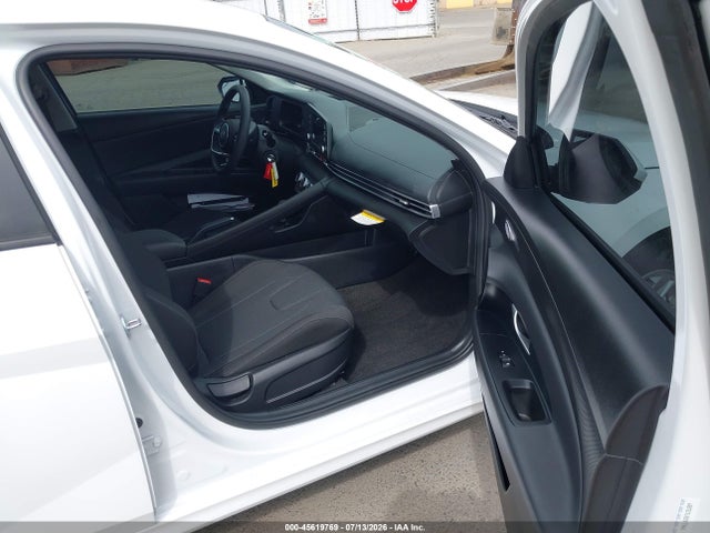 Продаж на аукціоні авто 2026 Hyundai Elantra Se, vin: KMHLL4DG0TU131697, номер лоту: 45619769
