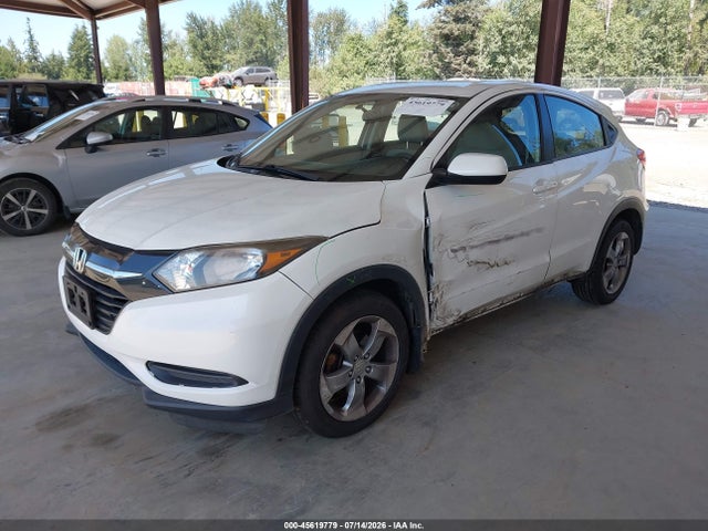 Honda HR-V LX 2018 3CZRU6H39JM707099 Image 2