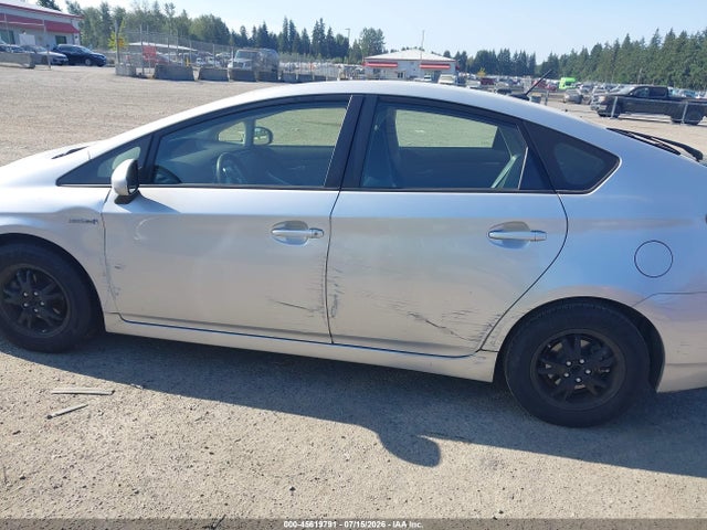 JTDKN3DU9E0387762 Toyota Prius Three