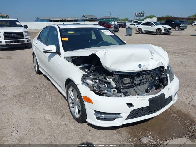 45619793 :رقم المزاد ، WDDGF4HB2EG231321 vin ، 2014 Mercedes-benz C 250 Sport مزاد بيع