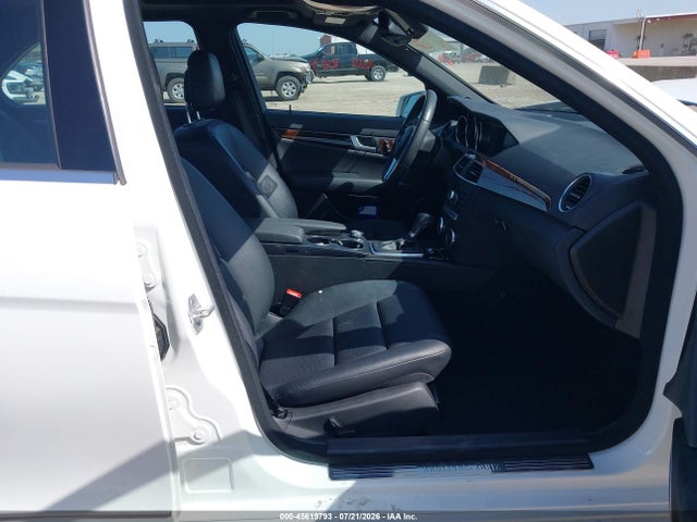 Aukcja sprzedaży 2014 Mercedes-benz C 250 Sport, vin: WDDGF4HB2EG231321, numer aukcji: 45619793